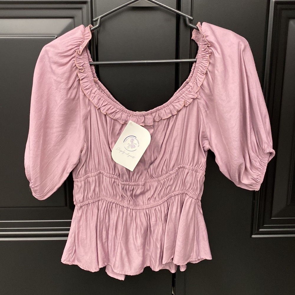 NWT Love Story Peplum Top - Picture 2 of 3